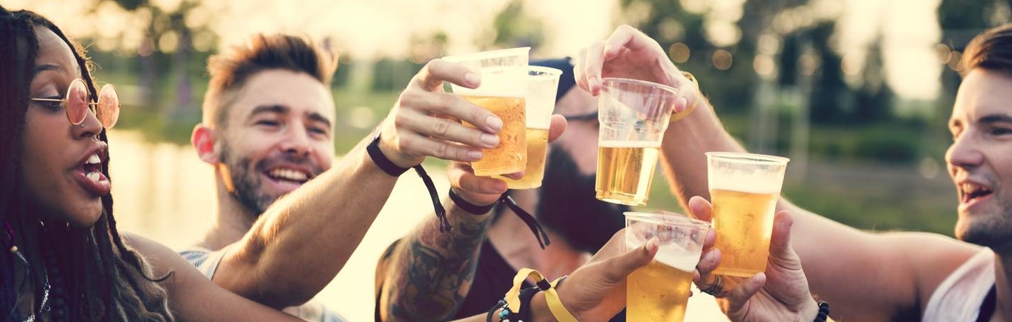 Friends cheering beer